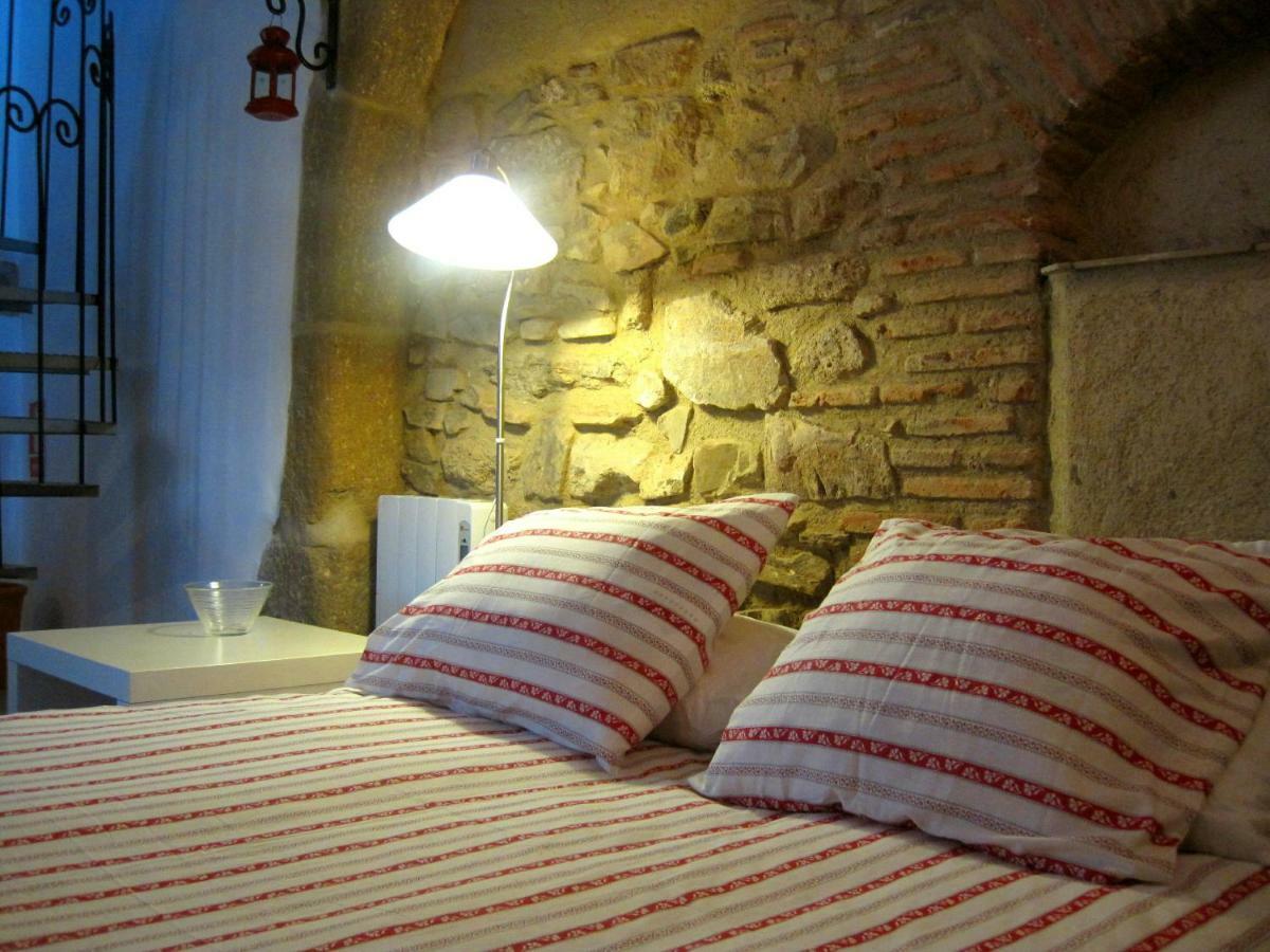 La Casina De Piedra Encanto - Parte Antigua De กาเซเรส ภายนอก รูปภาพ